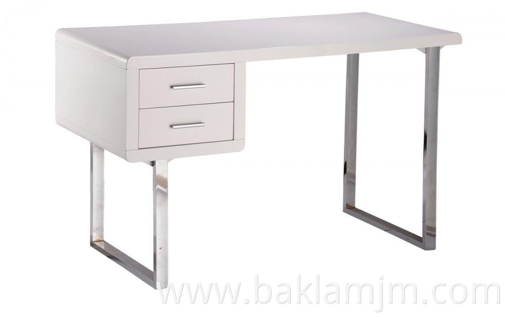 Multifuction desk with metal leg